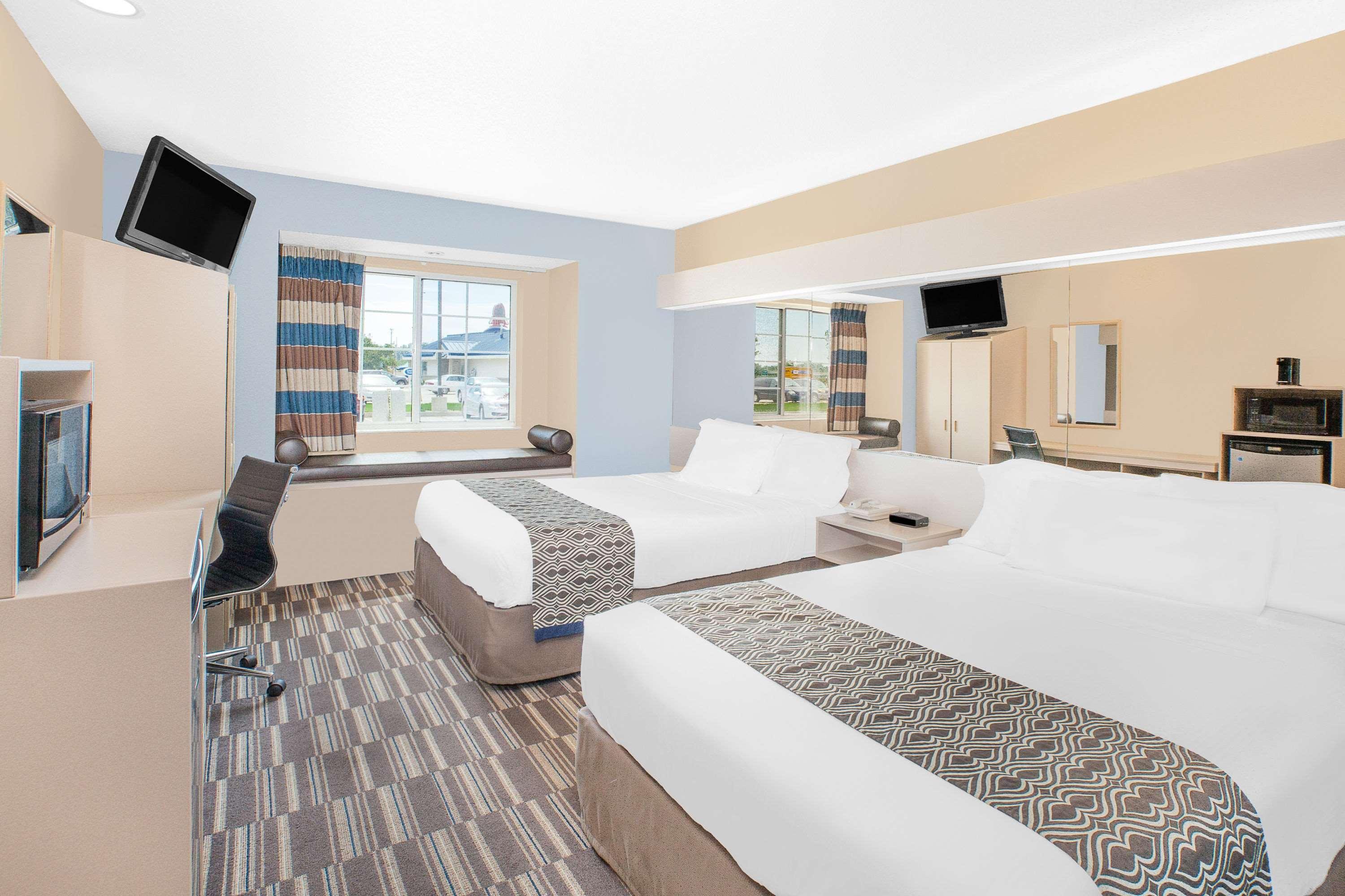 Microtel Inn&Suites Clear Lake Exterior foto